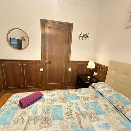 Alojamiento Nuevo Balmes Barcelona Exterior photo