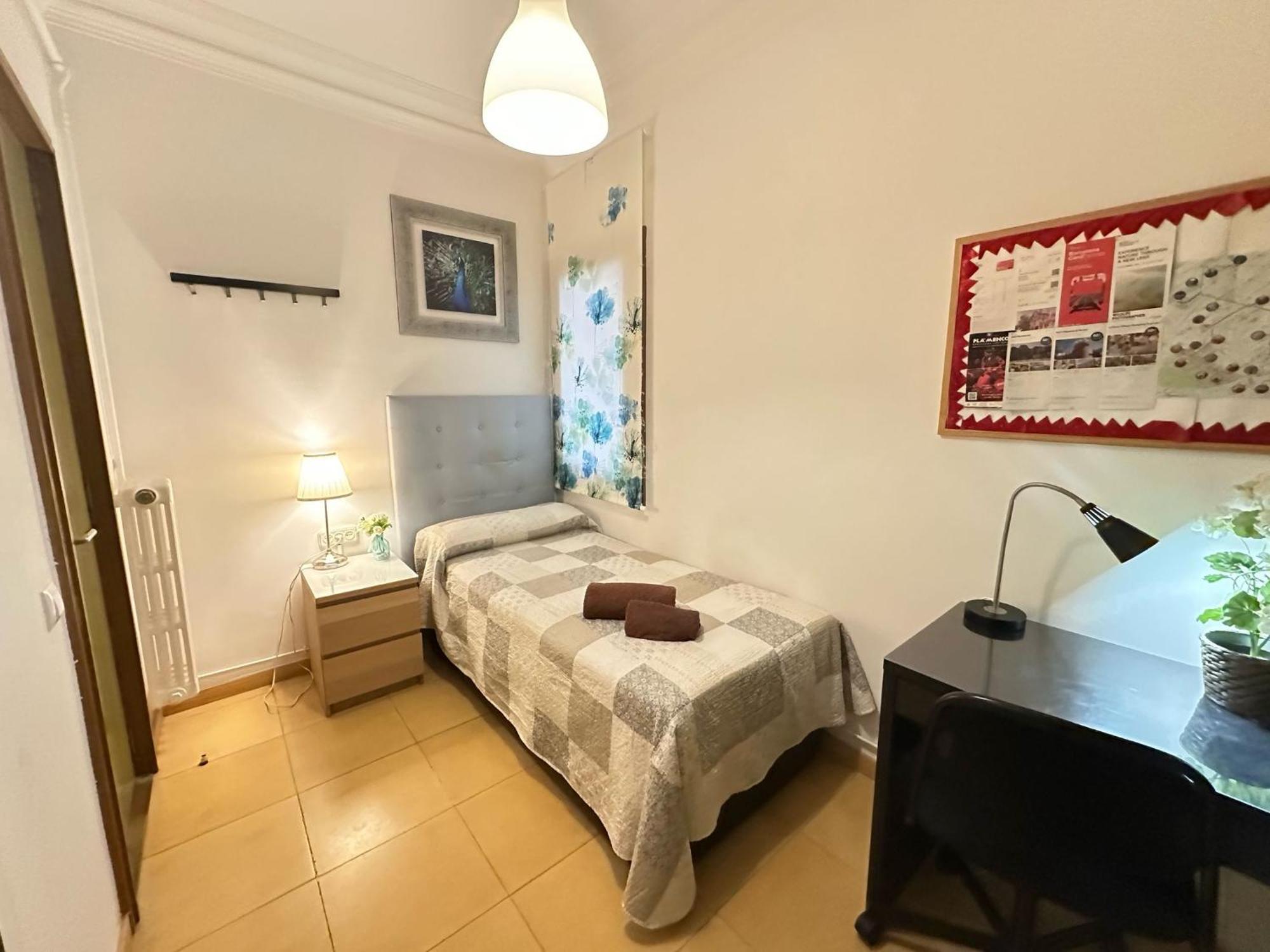 Alojamiento Nuevo Balmes Barcelona Exterior photo